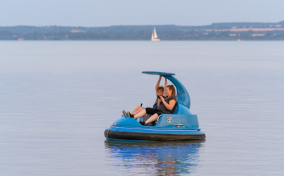Vízibiciklizés a Balatonon