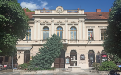 Érdekesség a régi városháza épületében ma a Goldmark Károly Művelődési Központ működik