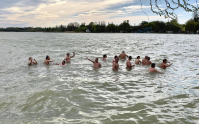 Spring-Greeting Splash